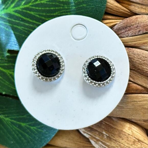 Jewelry - BOGO FREE BLACK CRYSTAL STUD EARRINGS (second hole?)